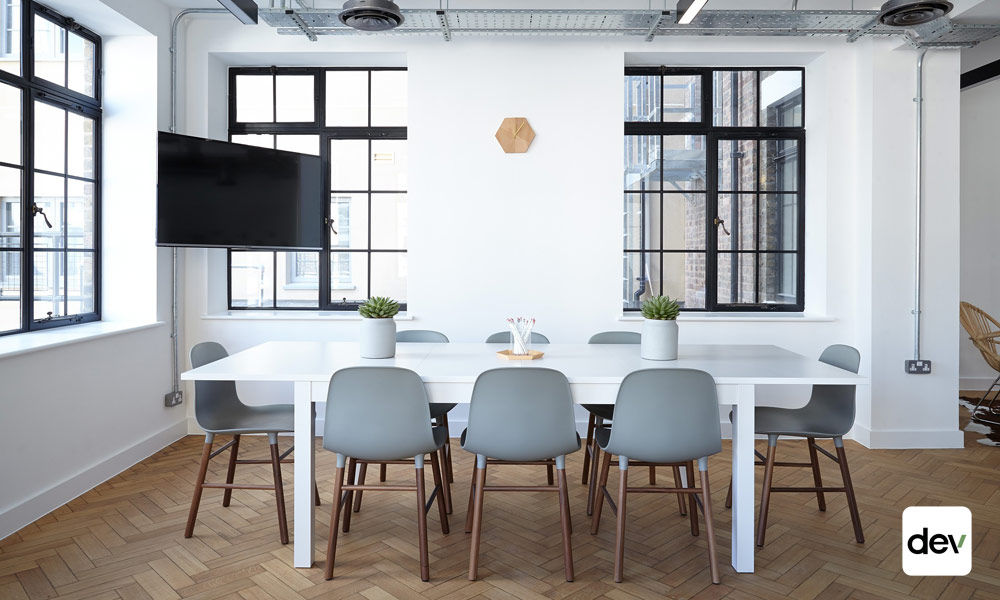 Office with white interior and daylight